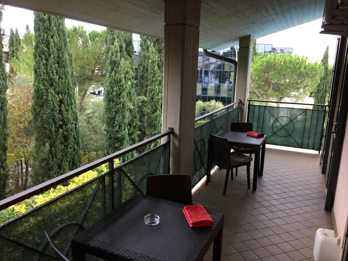 Residence Nuove Terme Sirmione Bagian luar foto