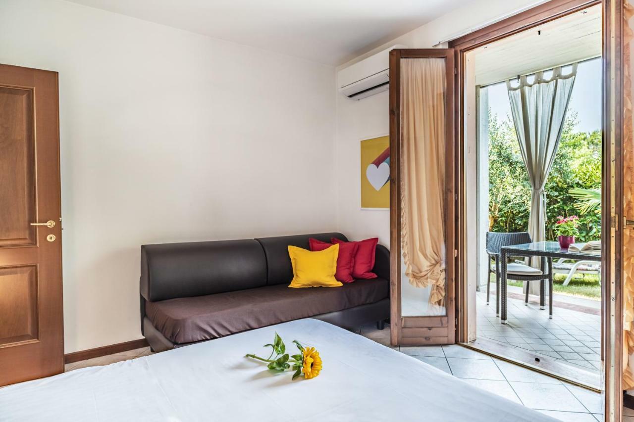 Residence Nuove Terme Sirmione Bagian luar foto